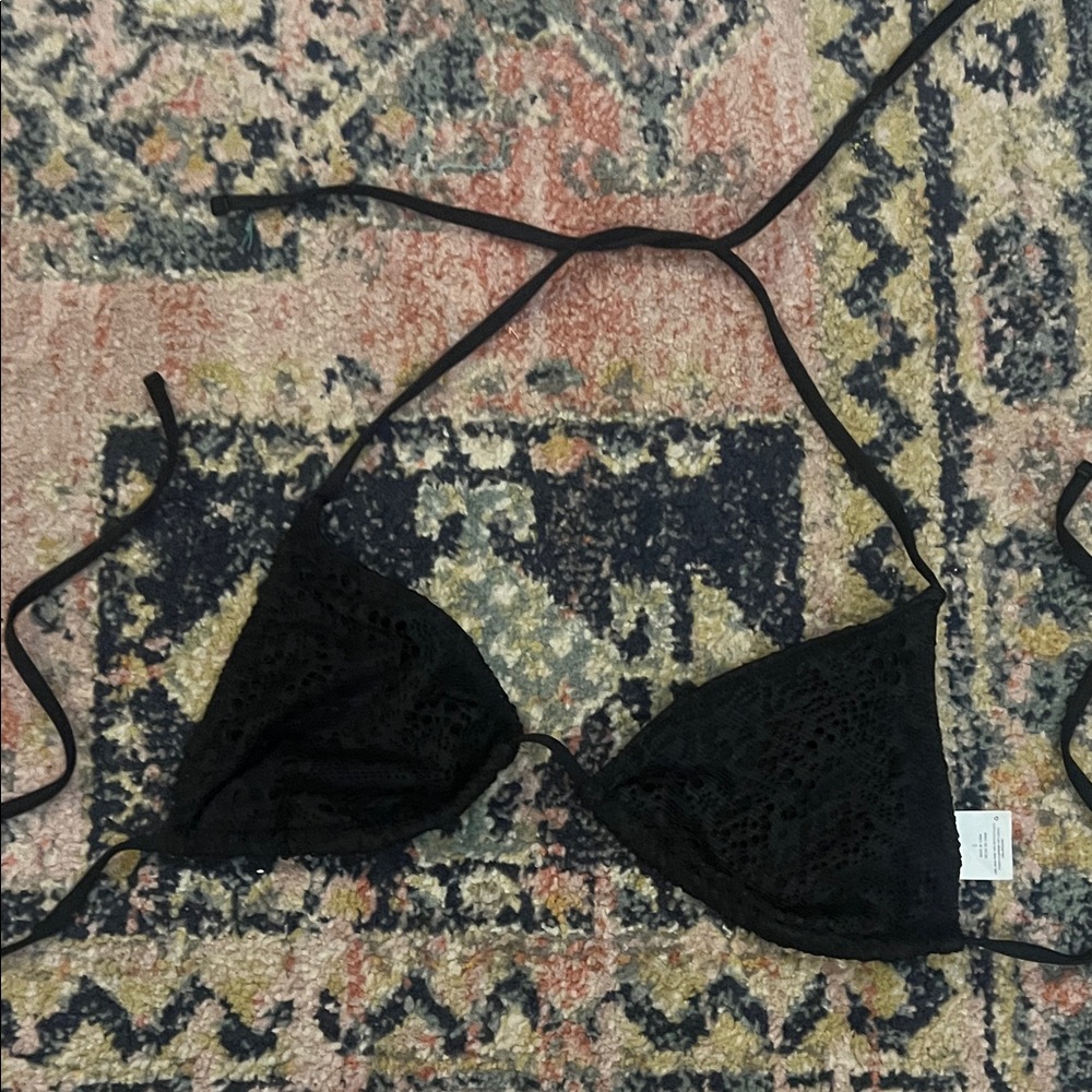 Mossimo Supply Co. Black Lace Triangle Bikini Top HALI